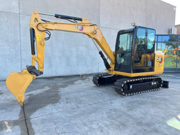 Caterpillar305