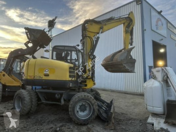 Graafmachine op banden Wacker Neuson