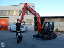 Graafmachine op poten Hitachi zx85usb-5a
