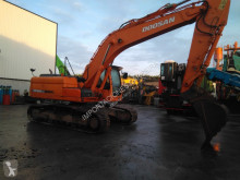 Doosan DX 225 LC escavadora de lagartas usada