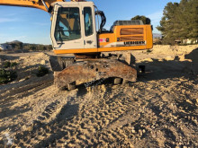 Liebherr A 924 B excavator pe roti second-hand
