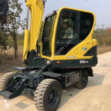 二手Doosan 轮胎式挖掘机