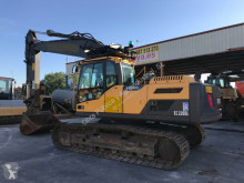 Volvo EC 220 DL excavator pe şenile second-hand