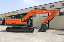 Doosan DX 225 LC escavadora de lagartas usada