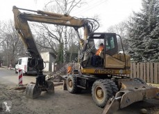 Колесен багер Hydrema M1500