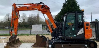Excavadora Hitachi ZX85US B-5 miniexcavadora usada