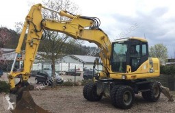 Komatsu PW140-7 pelle sur pneus occasion