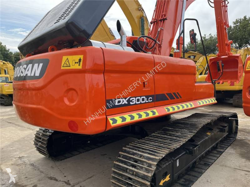 جرافة Doosan DX300LC