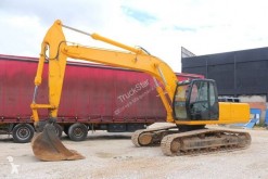Escavadora de lagartas JCB usada