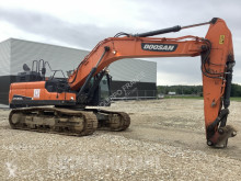 Doosan DX300 escavadora de lagartas usada