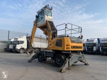 escavatore per movimentazione Liebherr