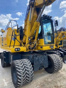 Komatsu PW160 kolová lopata použitý