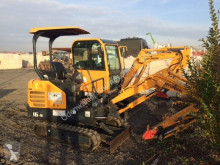Hyundai R16-9 Schutzdach mini-escavadora usada