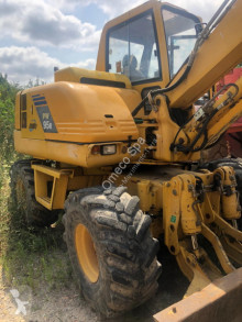 Komatsu PW95R excavator pe roti second-hand