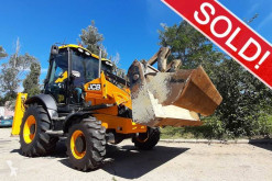 JCB 3CX excavator pe roti second-hand