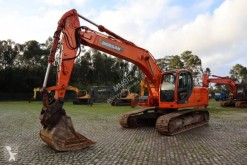 Pelle sur chenilles Doosan DX225 LC
