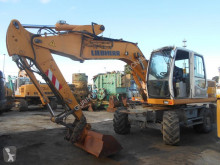 Liebherr A900C Litronic pelle sur pneus occasion
