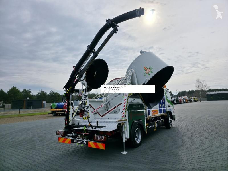 Camion Mitsubishi CANTER odkurzacz koparka...