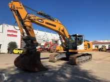Liebherr R946 excavator pe şenile second-hand