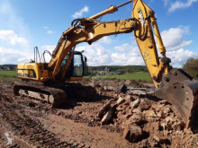 Pelle sur chenilles JCB JS210