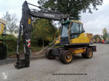 Volvo EW 160 C excavator pe roti second-hand