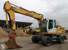 Liebherr A 924 C pelle sur pneus occasion