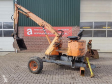 Getrokken kraan tweedehands mini-graafmachine