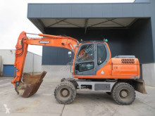 Doosan DX 140 W kolová lopata použitý