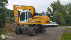Liebherr A924Litronic használt gumiabroncsos kotrógép