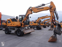 Liebherr A912 pelle sur pneus occasion