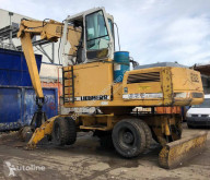 Liebherr A922 excavator pentru manipulare second-hand