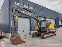 Pelle sur chenilles Volvo EC220E NL