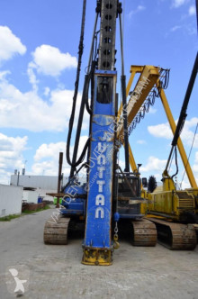 Impact 600P engin de battage occasion