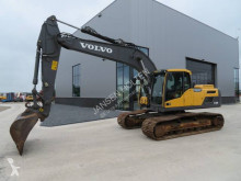 Pelle sur chenilles Volvo EC 220 DL