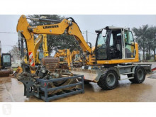 Liebherr A910COMPACT_LI gravemaskine på hjul brugt