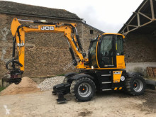 Pelle sur pneus JCB Hydradig 110W