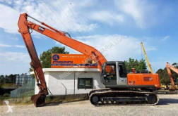 Pelle sur chenilles Hitachi ZX240LC