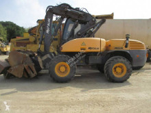 Pelle sur pneus Mecalac 12 MSX