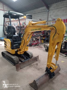 Mini pelle New Holland E 18 SR Compacte