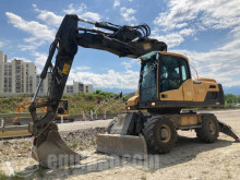 Pelle sur pneus Volvo EW180 D