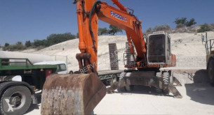 Pelle sur pneus Fiat-Hitachi FH 200 w3