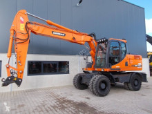 Doosan DX170W pelle sur pneus occasion