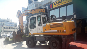 Liebherr A924C Litronic tweedehands graafmachine op banden