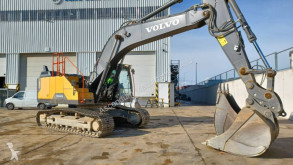 Volvo EC 300 E excavator pe şenile second-hand