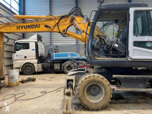 Hyundai wheel excavator W140-7