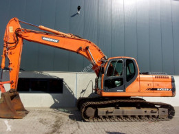 Pelle sur chenilles Doosan DX225LC