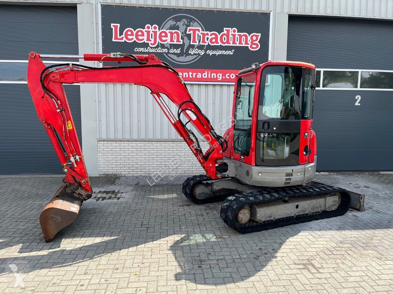 Excavator New Holland 2C, 2x buckets !!