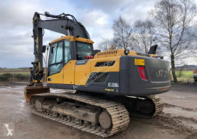 VolvoEC220 D