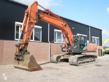 11 used Hitachi ZX350 excavators for sale on Via Mobilis