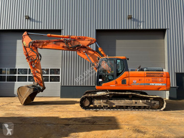 Pelle sur chenilles Doosan